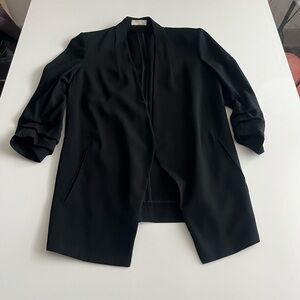 Aritzia Babaton power blazer